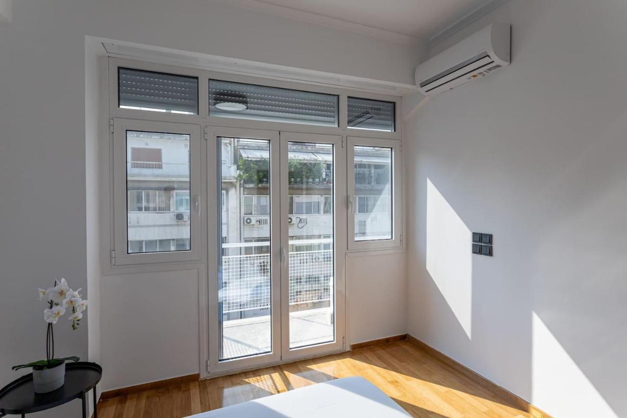 Luxury Penthouse On Akadimias With 2 Bed & 2 Bath Apartment Athens Exterior photo