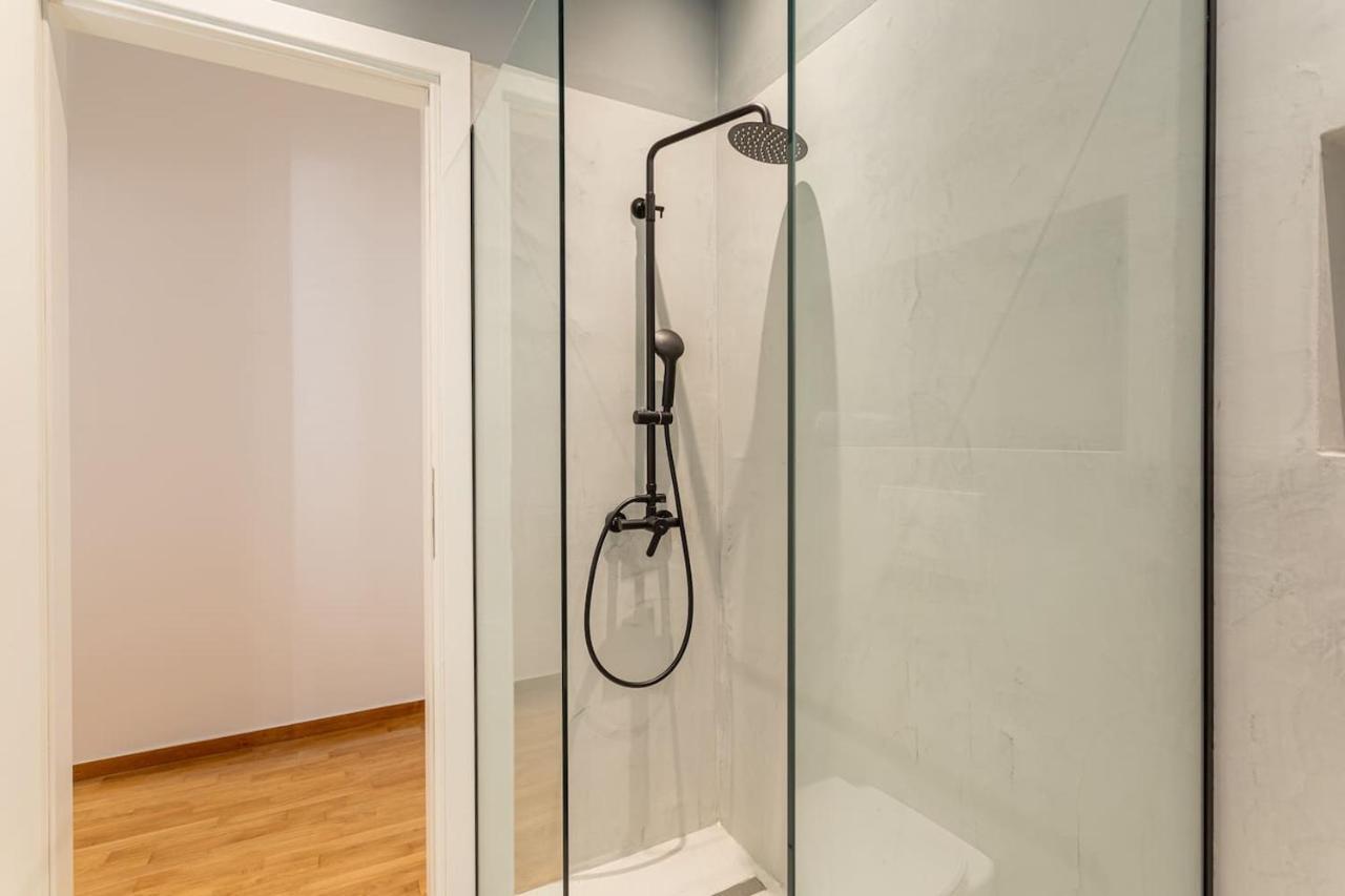 Luxury Penthouse On Akadimias With 2 Bed & 2 Bath Apartment Athens Exterior photo